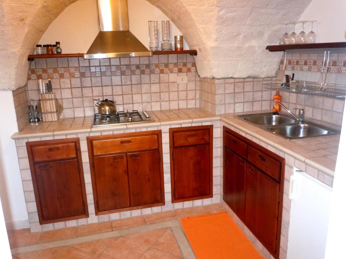 Casa Josephina - Three Level Stone Home With Balcony, 2 Roof Terraces & Sea Views Ostuni Kültér fotó